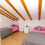House Ratac Bol