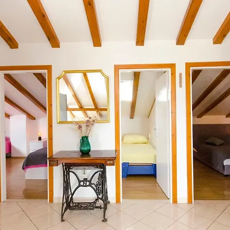 House Ratac * Μπολ