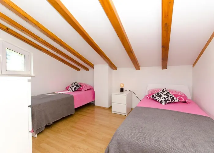 House Ratac Bol